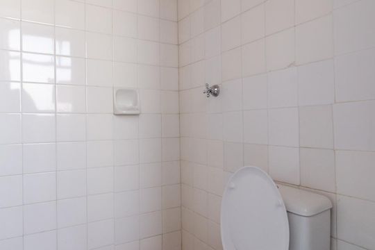 Banheiro de serviço de apartamento para alugar com 4 quartos, 230m² em Centro, Campinas