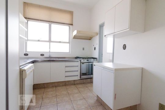 Cozinha de apartamento para alugar com 4 quartos, 230m² em Centro, Campinas