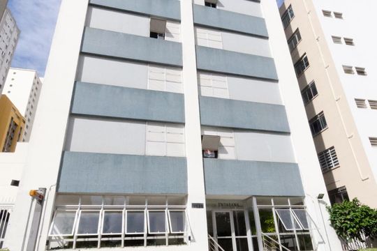 Fachada do prédio de apartamento para alugar com 4 quartos, 230m² em Centro, Campinas
