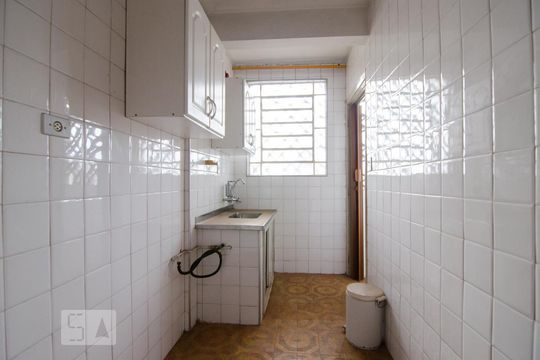 Cozinha de apartamento à venda com 1 quarto, 60m² em Centro, Campinas