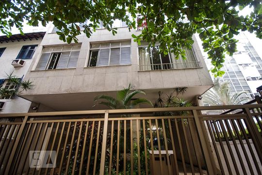 Fachada de apartamento para alugar com 3 quartos, 154m² em Leblon, Rio de Janeiro