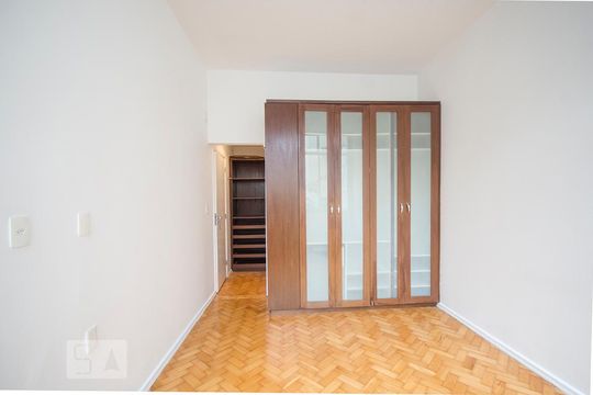 Suite de apartamento para alugar com 3 quartos, 154m² em Leblon, Rio de Janeiro