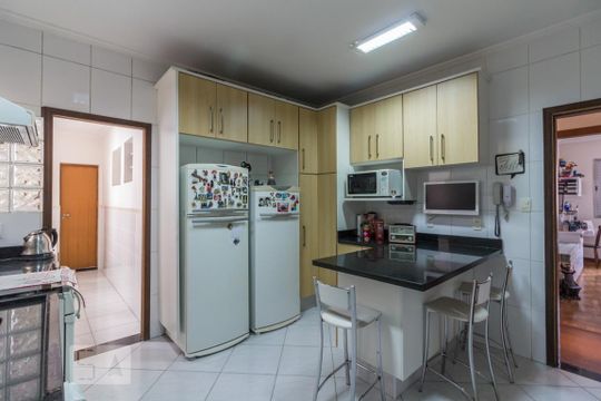 Cozinha de apartamento à venda com 3 quartos, 145m² em Santa Cecília, São Paulo