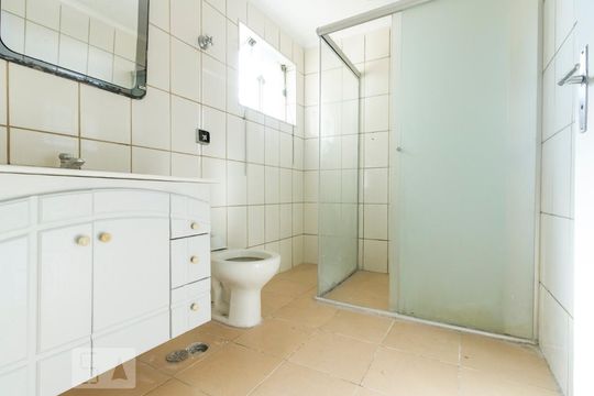 Banheiro  de apartamento à venda com 3 quartos, 120m² em Mooca, São Paulo