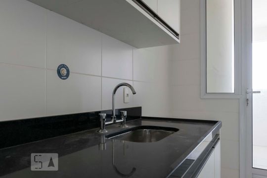 Cozinha (Torneira) de apartamento para alugar com 3 quartos, 100m² em Jardim da Glória, São Paulo