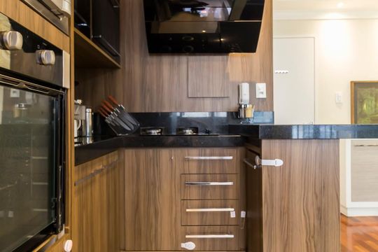 Cozinha de apartamento à venda com 2 quartos, 56m² em Lapa, São Paulo
