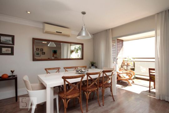 Sala de apartamento à venda com 3 quartos, 240m² em Morro dos Ingleses, São Paulo