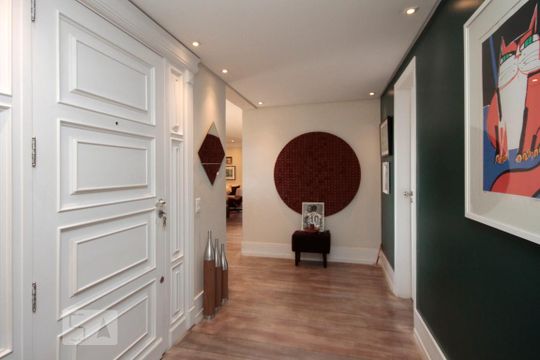 Hall de Entrada de apartamento à venda com 3 quartos, 240m² em Morro dos Ingleses, São Paulo