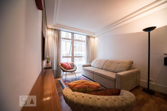 Sala de apartamento para alugar com 2 quartos, 82m² em Itaim Bibi, São Paulo