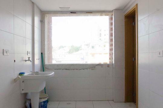 Lavanderia de apartamento à venda com 3 quartos, 115m² em Santa Teresinha, São Paulo