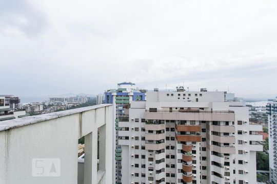 Vista de apartamento à venda com 2 quartos, 125m² em Barra da Tijuca, Rio de Janeiro