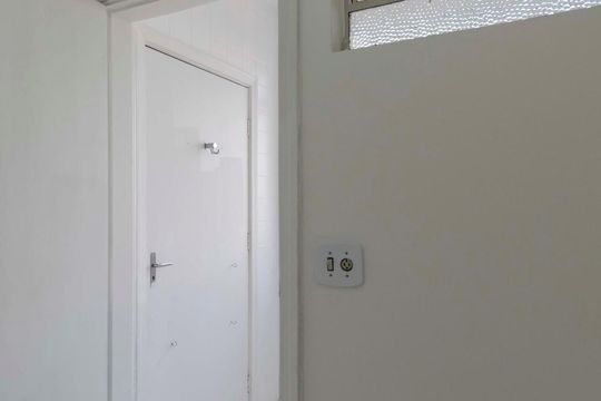 Quarto de serviço de apartamento para alugar com 2 quartos, 79m² em Aclimação, São Paulo