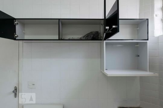 Cozinha (Armários) de apartamento para alugar com 2 quartos, 79m² em Aclimação, São Paulo