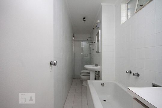 Banheiro 2 de apartamento à venda com 3 quartos, 145m² em Jardim Paulista, São Paulo