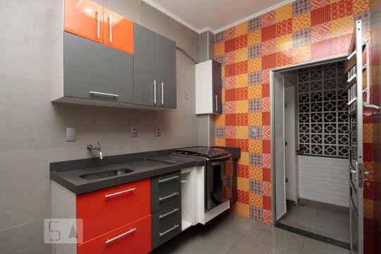 Cozinha de apartamento à venda com 2 quartos, 96m² em Bela Vista, São Paulo