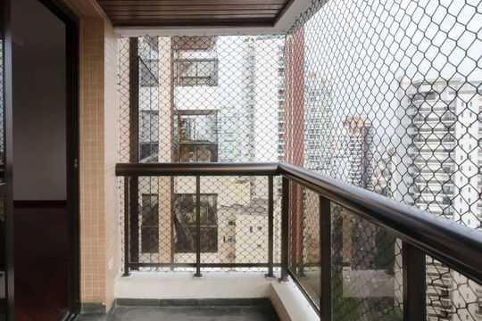 Sacada de apartamento à venda com 4 quartos, 140m² em Santana, São Paulo