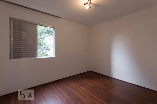 Quarto 2 de apartamento para alugar com 2 quartos, 50m² em Vila das Mercês, São Paulo