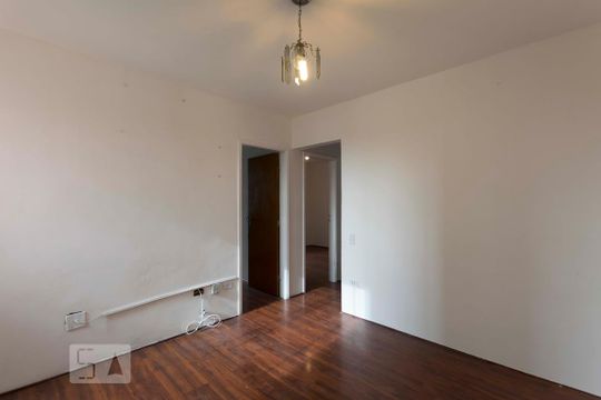 Apartamento para alugar com 2 quartos, 50m² em Vila das Mercês, São Paulo