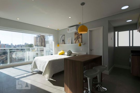 Kitnet/Studio para alugar com 1 quarto, 33m² em Aclimação, São Paulo