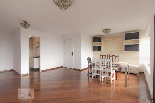 Sala de apartamento para alugar com 3 quartos, 140m² em Saúde, São Paulo