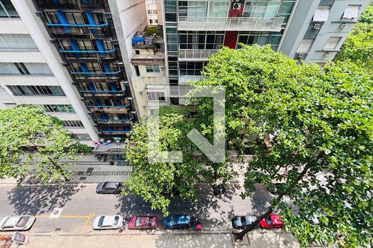 Vista Sala de apartamento para alugar com 4 quartos, 328m² em Copacabana, Rio de Janeiro