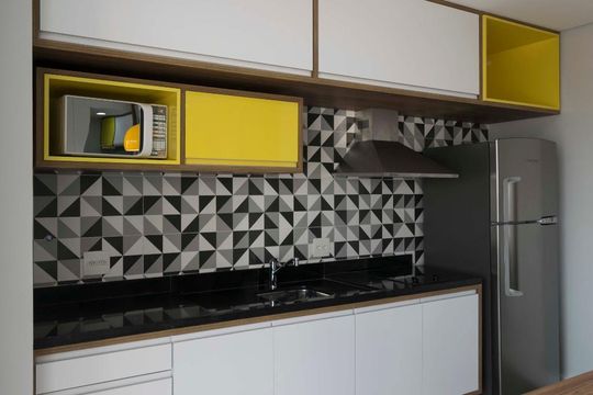 Cozinha (Armários) de kitnet/studio para alugar com 1 quarto, 33m² em Aclimação, São Paulo