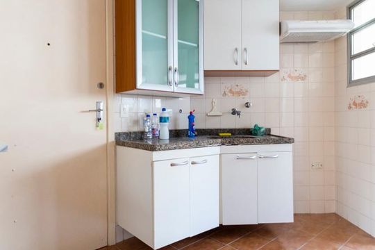 COZINHA de apartamento para alugar com 2 quartos, 67m² em Mirandópolis, São Paulo
