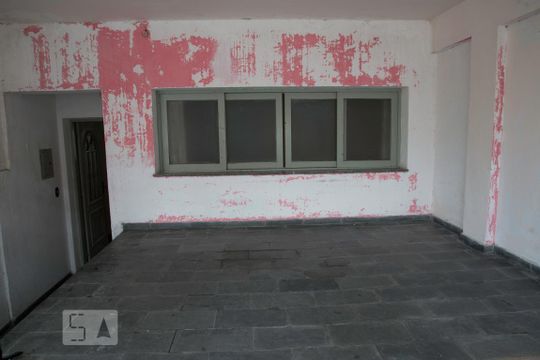 Garagem de casa à venda com 3 quartos, 130m² em Freguesia do Ó , São Paulo
