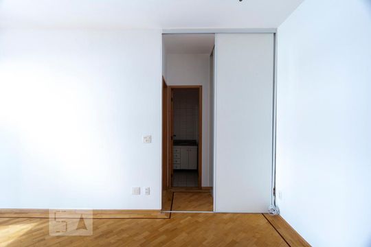 ACESSO QUARTOS de apartamento para alugar com 1 quarto, 40m² em Vila Guarani (z Sul), São Paulo