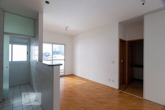 SALA de apartamento para alugar com 1 quarto, 40m² em Vila Guarani (z Sul), São Paulo