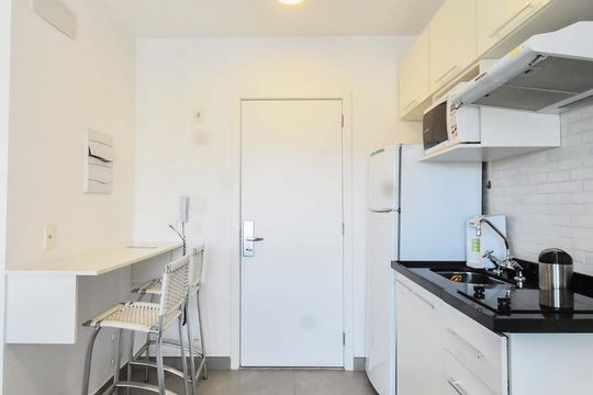 Cozinha de kitnet/studio para alugar com 1 quarto, 33m² em Brooklin Paulista, São Paulo