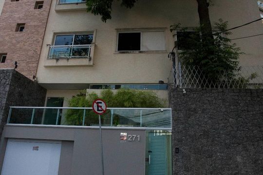 Fachada de apartamento à venda com 3 quartos, 231m² em Lagoa, Rio de Janeiro