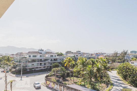 Vista de apartamento para alugar com 1 quarto, 50m² em Recreio dos Bandeirantes, Rio de Janeiro