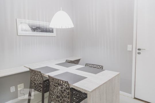 Apartamento para alugar com 1 quarto, 50m² em Recreio dos Bandeirantes, Rio de Janeiro