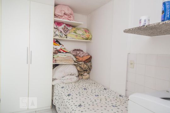 Quarto de serviço de apartamento à venda com 5 quartos, 600m² em Recreio dos Bandeirantes, Rio de Janeiro