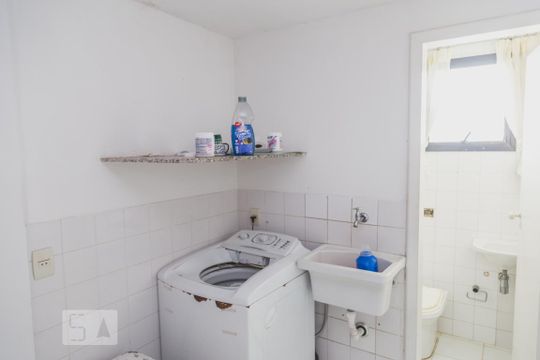 Quarto de serviço de apartamento à venda com 5 quartos, 600m² em Recreio dos Bandeirantes, Rio de Janeiro