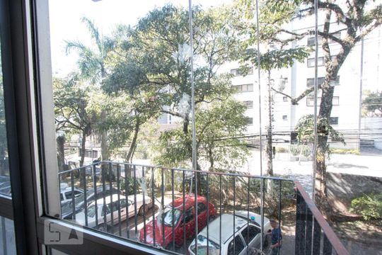 varanda de apartamento para alugar com 3 quartos, 72m² em Jardim Londrina, São Paulo
