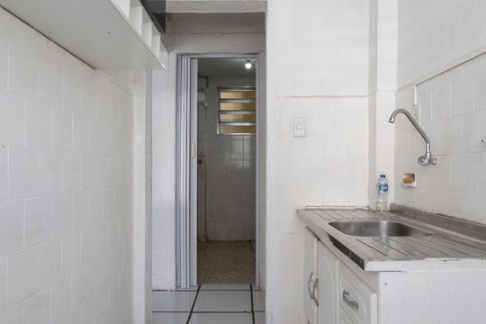 Cozinha de apartamento à venda com 1 quarto, 35m² em Bela Vista, São Paulo