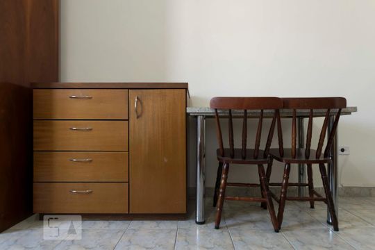 Kitnet (Armários) de kitnet/studio para alugar com 1 quarto, 35m² em Bela Vista, São Paulo