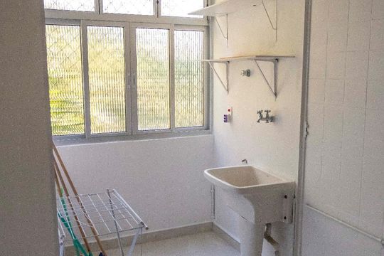 Cozinha de apartamento à venda com 2 quartos, 84m² em Pinheiros, São Paulo