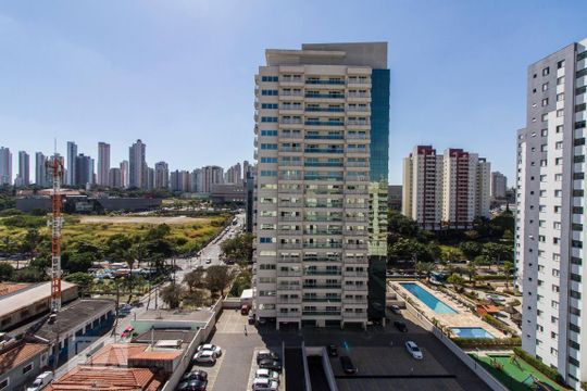 Vista varanda quarto 1 de apartamento para alugar com 3 quartos, 153m² em Vila Invernada, São Paulo