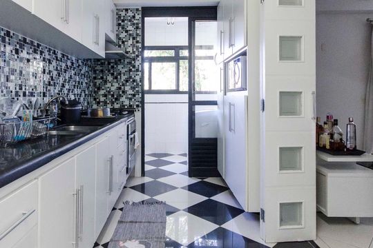 Cozinha de apartamento à venda com 3 quartos, 110m² em Santa Teresinha, São Paulo