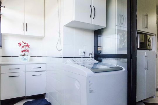 Lavanderia de apartamento à venda com 3 quartos, 110m² em Santa Teresinha, São Paulo