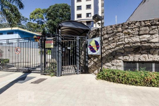 Fachada de apartamento à venda com 3 quartos, 110m² em Santa Teresinha, São Paulo