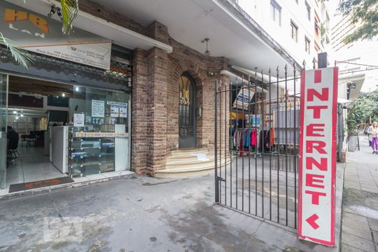 Fachada de kitnet/studio à venda com 1 quarto, 32m² em República, São Paulo