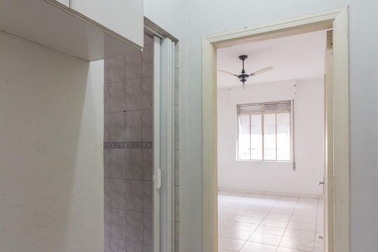 Cozinha de kitnet/studio à venda com 1 quarto, 32m² em República, São Paulo