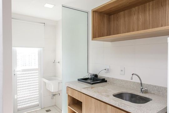 Cozinha de apartamento para alugar com 1 quarto, 40m² em Jacarepaguá, Rio de Janeiro