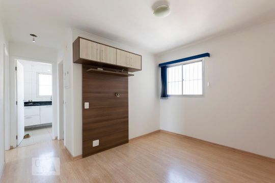 Apartamento para alugar com 2 quartos, 50m² em Cambuci, São Paulo