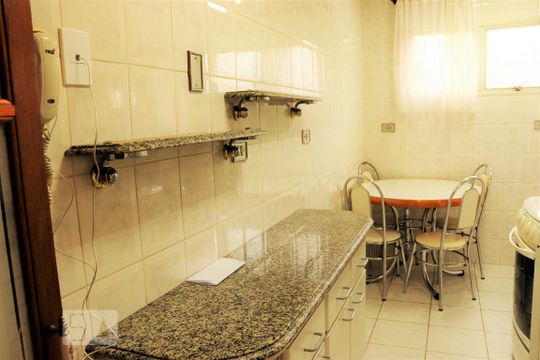 Cozinha de apartamento para alugar com 1 quarto, 42m² em Paraíso, São Paulo