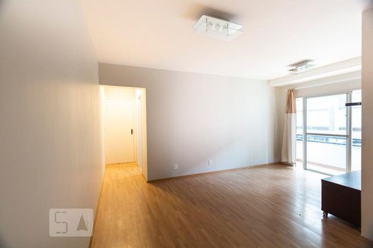 Sala de apartamento para alugar com 3 quartos, 73m² em Vila Guarani (z Sul), São Paulo